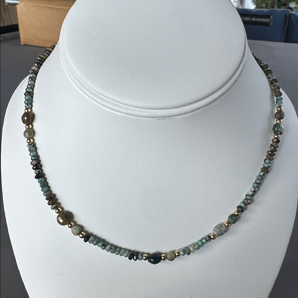 🍁New Howlite beaded necklace - Picture 5 of 5